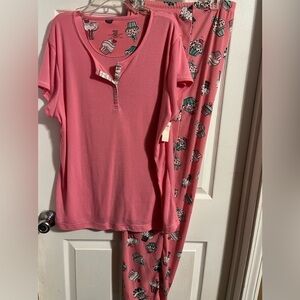 Ladies pajama set. Size 16-18/1X.